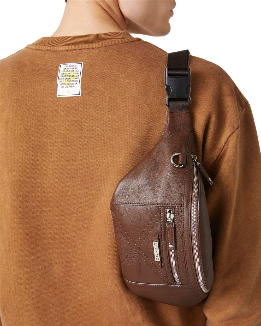 Iceberg Hazelnut leather bum bag with cross stitching and metal logo plate Bruin