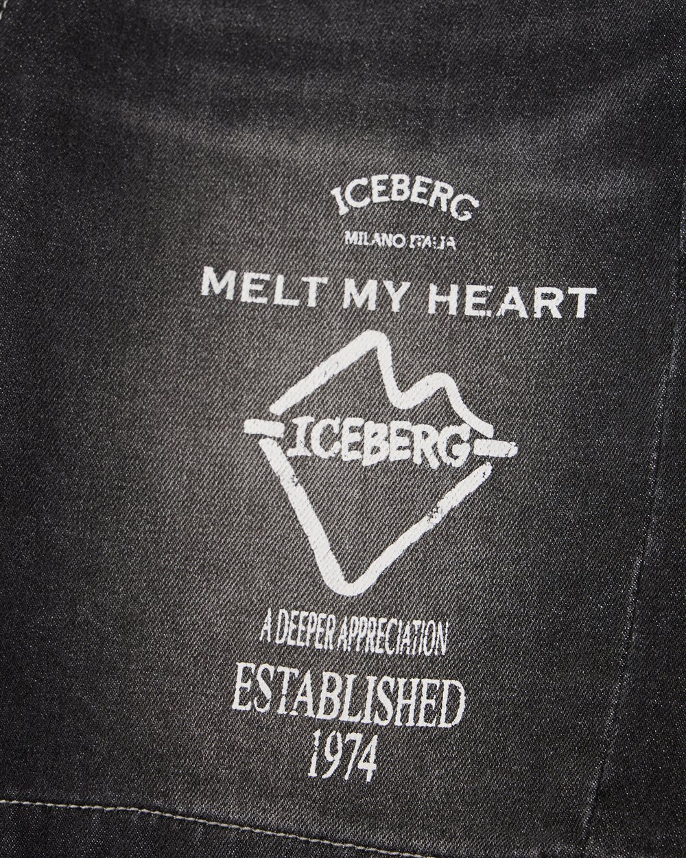 Iceberg KIDS - Black 5-pocket Bermuda shorts for boys Zwart