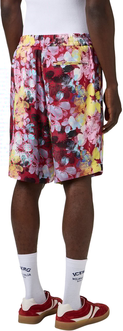 Iceberg Regular fit Bermuda shorts with a pattern on a red background, made from viscose Divers