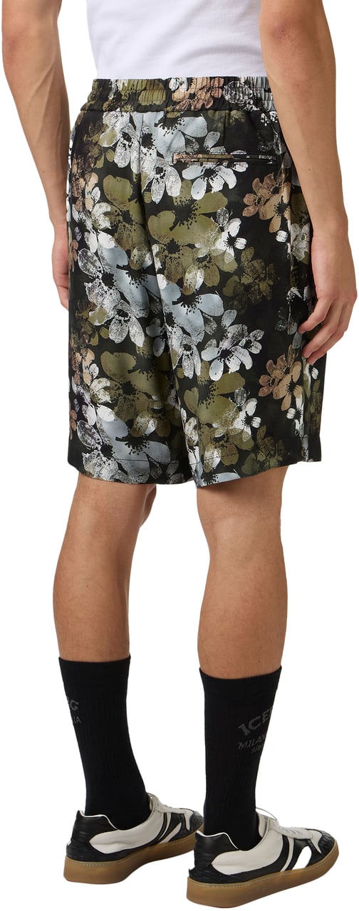 Iceberg Regular fit Bermuda shorts with a pattern on a red background, made from viscose Divers
