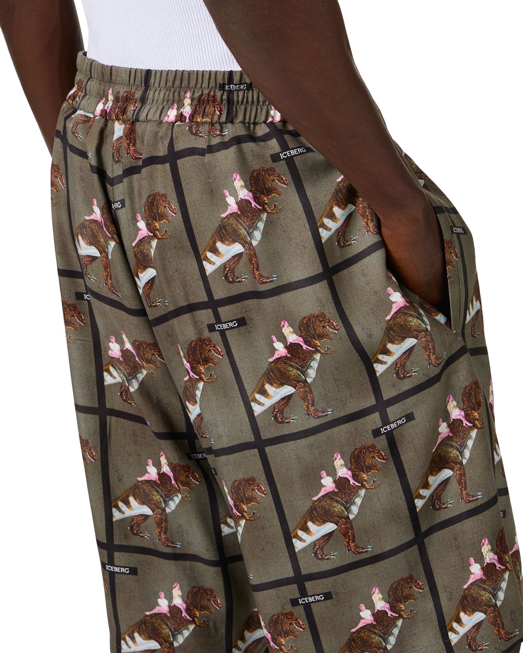 Iceberg Green and black regular fit viscose Bermuda shorts with dinosaur print Divers