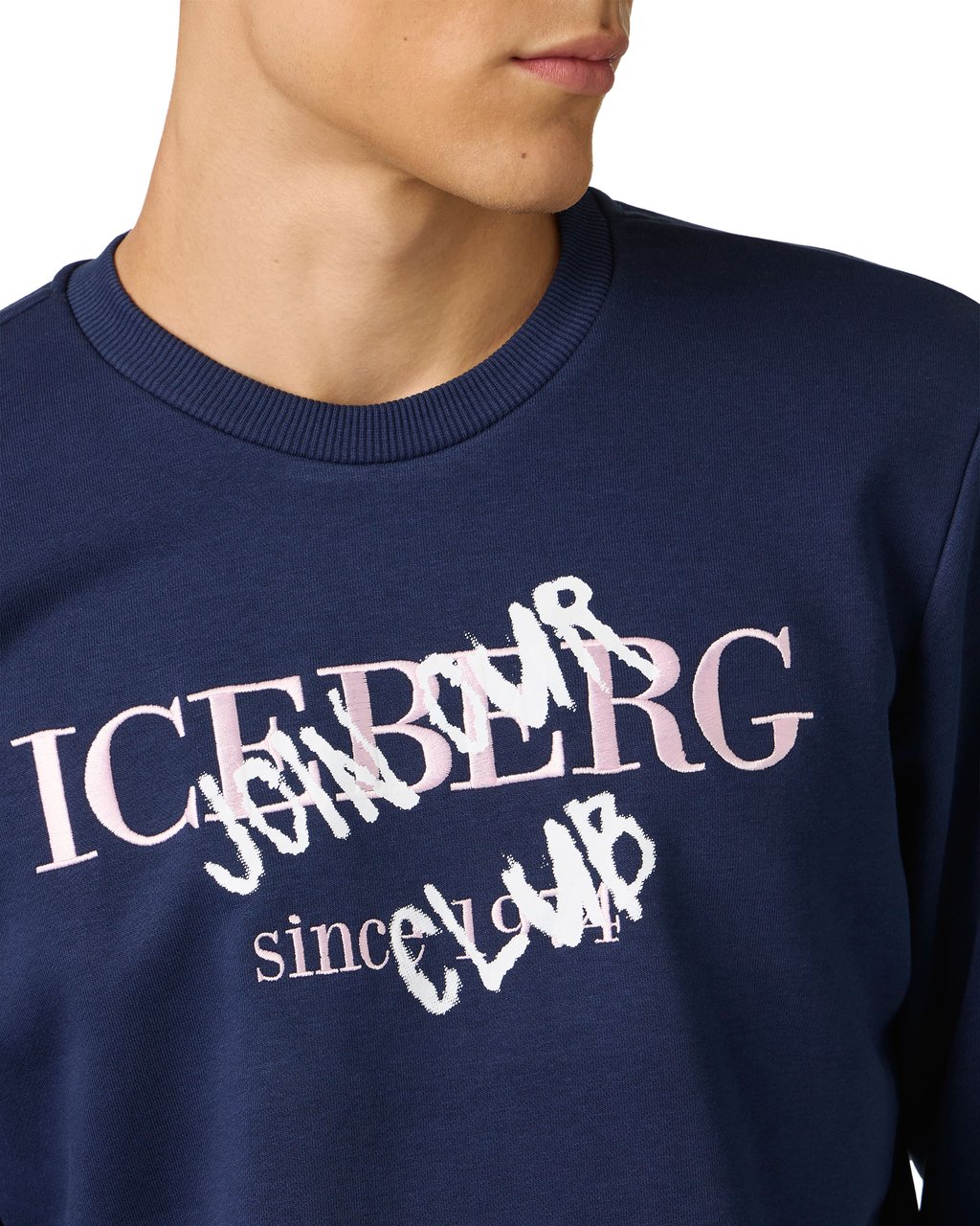 Iceberg Blue slim fit crew neck sweatshirt, made from a fleece fabric Blauw