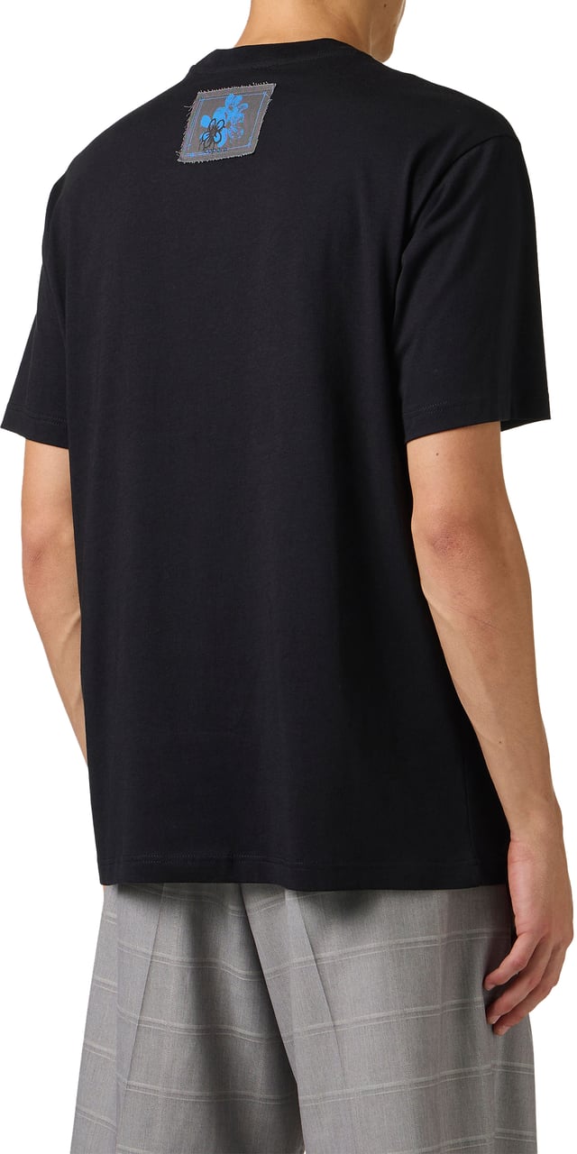 Iceberg Black sustainable cotton jersey T-shirt in a relaxed fit with Hawaiian flower print Zwart