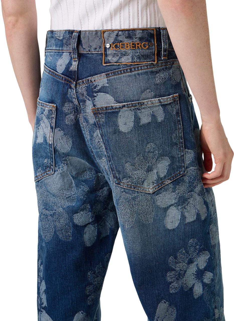 Iceberg Indigo 5-pocket denim pants in floral jacquard with a straight-leg fit Blauw