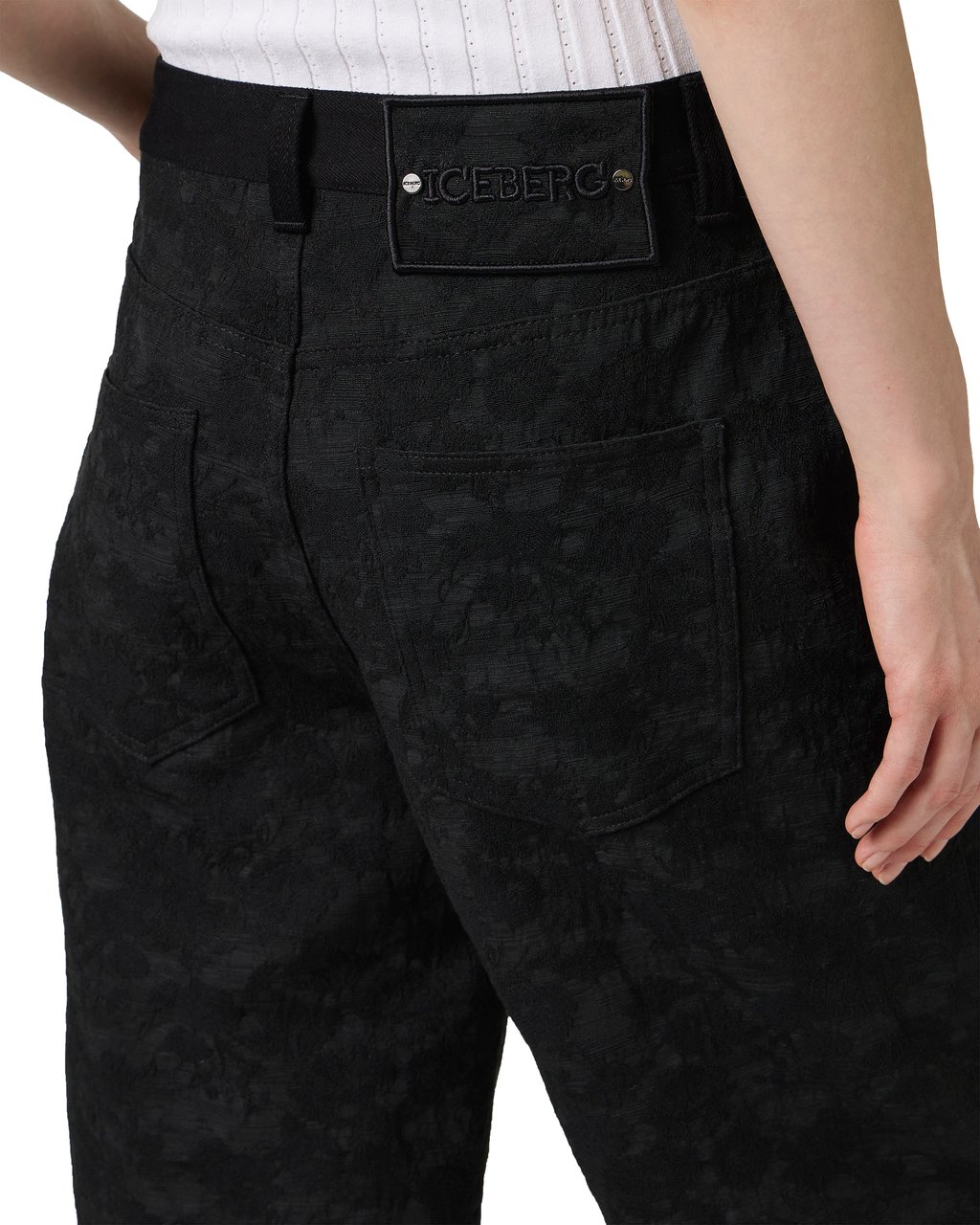 Iceberg Black regular fit Bermuda shorts in technical jacquard fabric Zwart