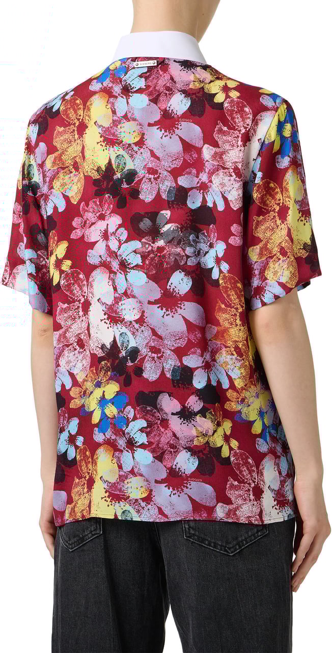 Iceberg Short-sleeved, regular fit, patterned shirt with a red background in sustainable viscose Divers