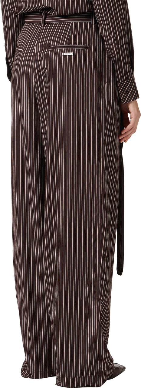 Iceberg Comfort fit brown and white pinstriped viscose pants Zwart