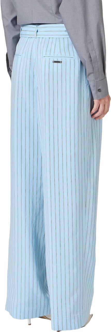 Iceberg Comfort fit light blue and white pinstriped viscose pants Blauw