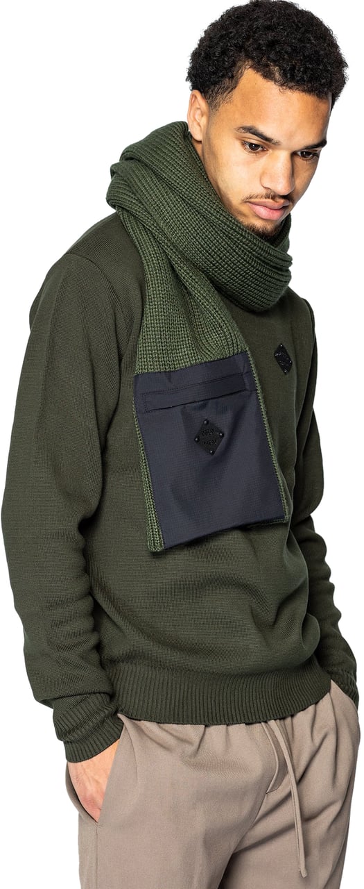 In Gold We Trust The Nada Duffel Bag Groen