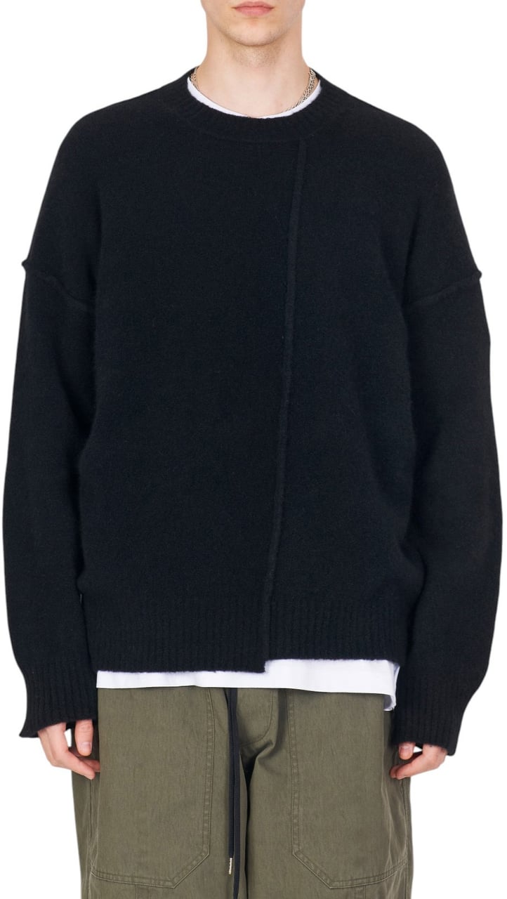 Isabel Benenato Pull col rond noir yack couture buste Isabel Benenato homme UK01 01 Zwart