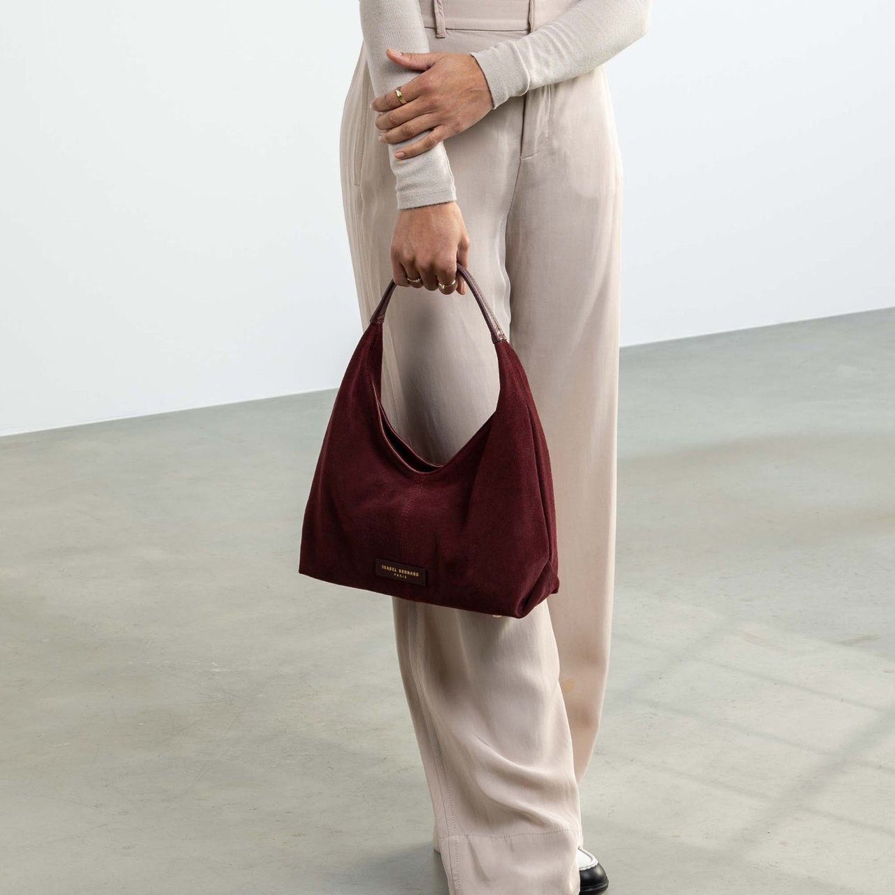 Isabel Bernard Honoré Grace Schoudertas Rood