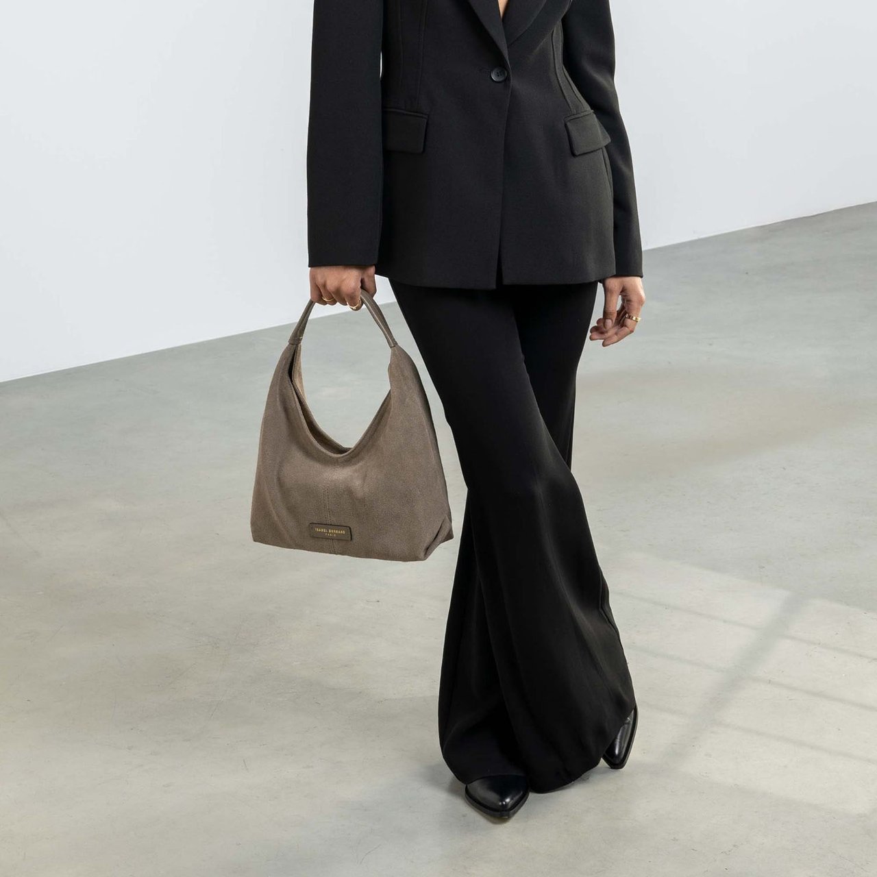 Isabel Bernard Honoré Grace Schoudertas Taupe