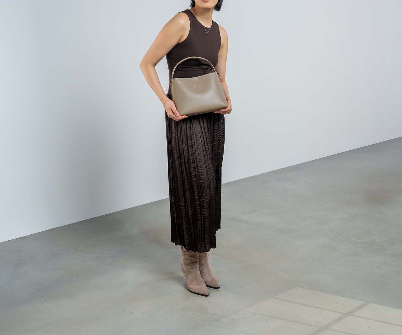 Isabel Bernard Montmarte Béatrice Handtas Taupe