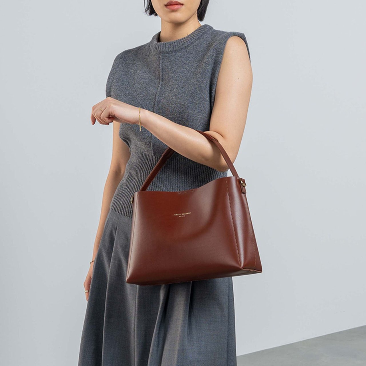 Isabel Bernard Montmarte Béatrice Handtas Bruin