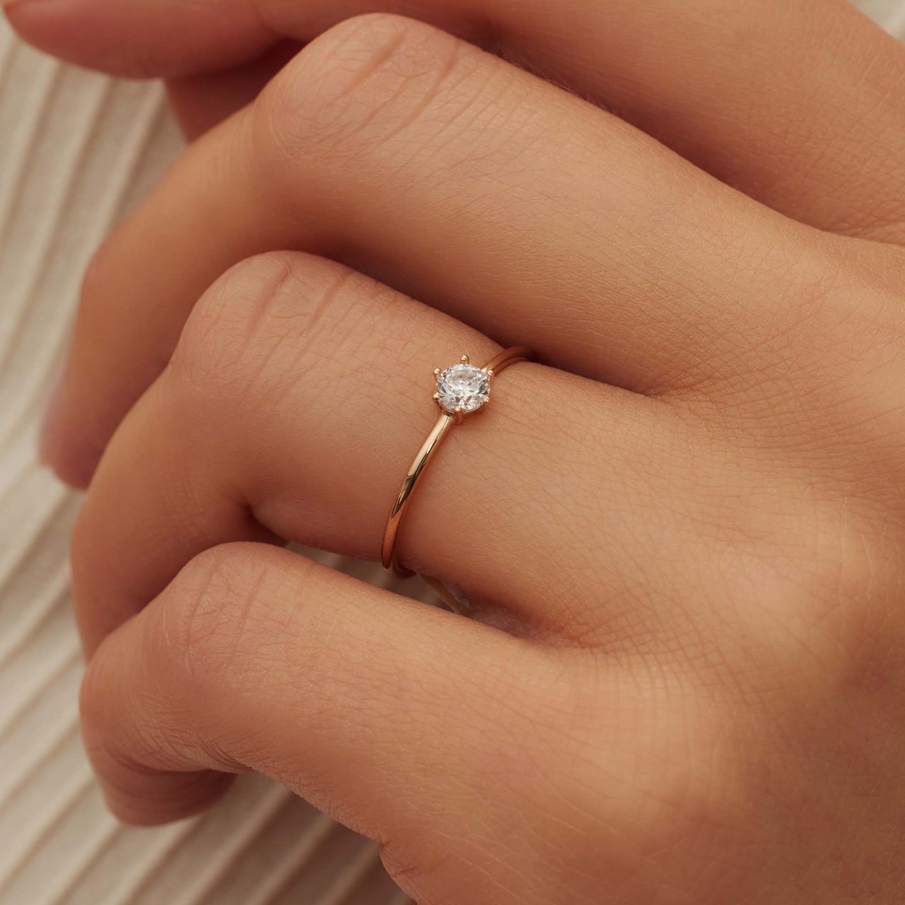 Isabel Bernard Abelle Ring Roze