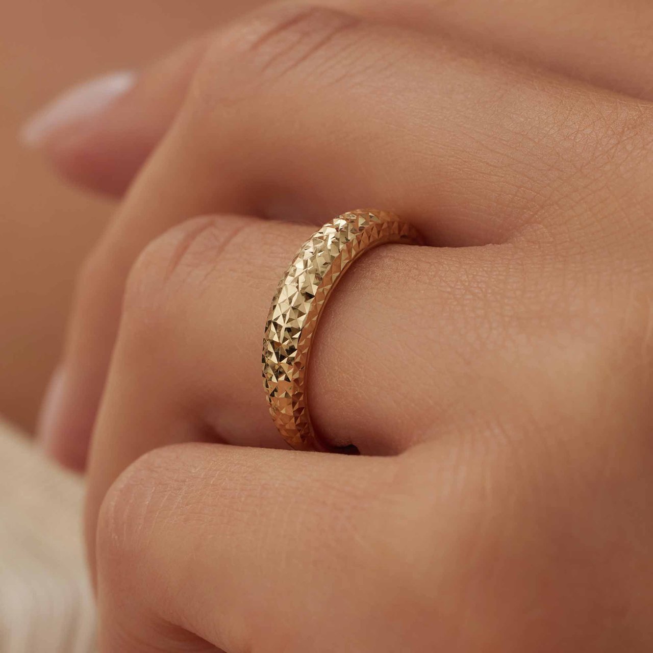 Isabel Bernard Rivoli Laura Ring Goud