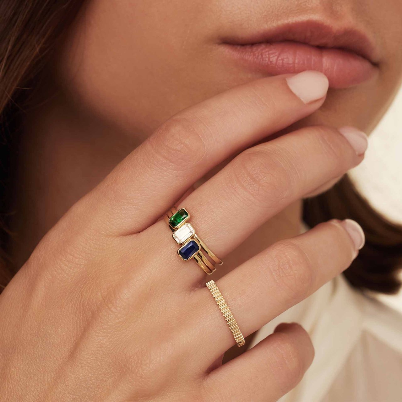 Isabel Bernard Baguette Ring met Zirkonia Blauw
