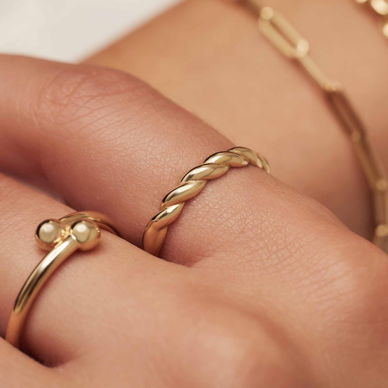 Isabel Bernard Rivoli Laurance Ring met Zirkonia Goud