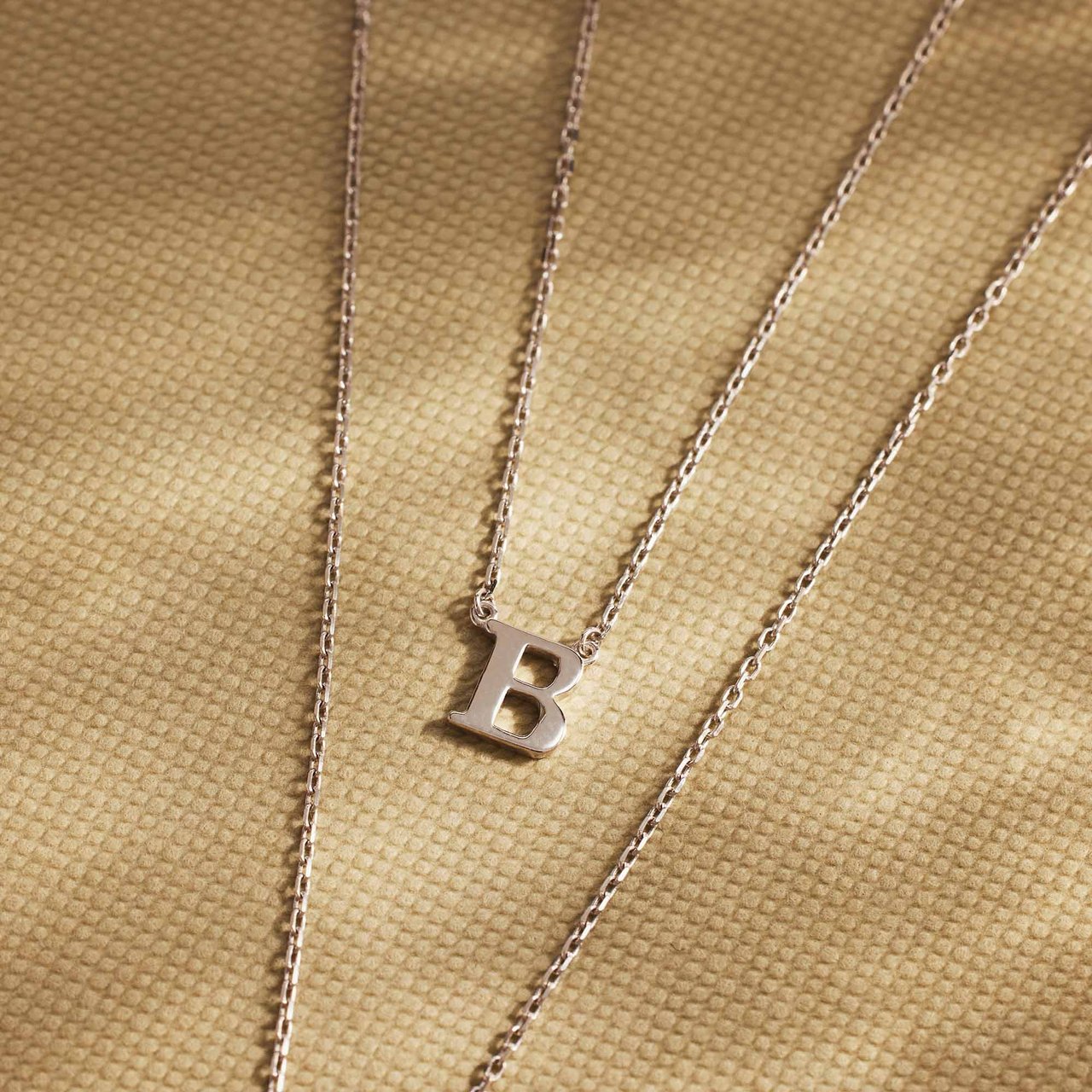 Isabel Bernard Chloé Ketting - Letter E Zilver