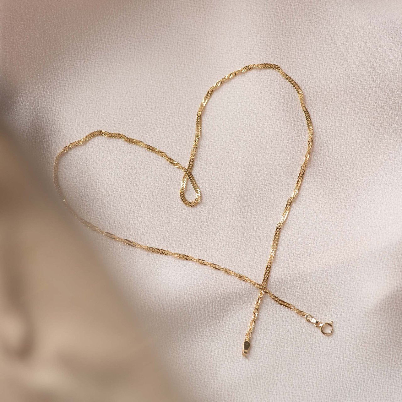 Isabel Bernard Rivoli Lilou Ketting Goud