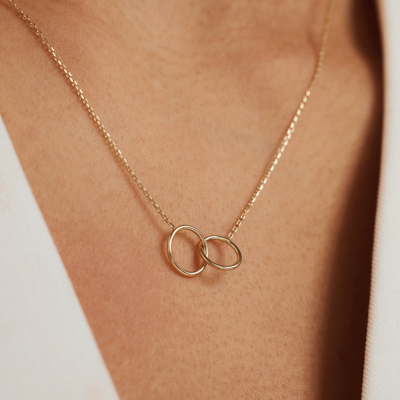 Isabel Bernard Loulou Ketting Goud