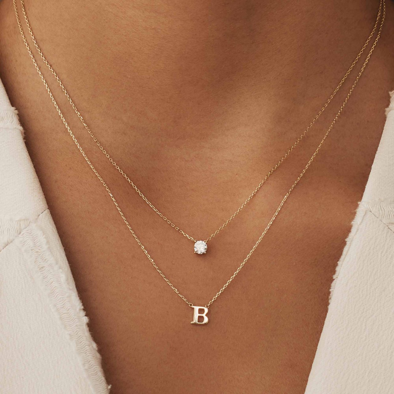 Isabel Bernard Chloé Ketting - Letter J Goud