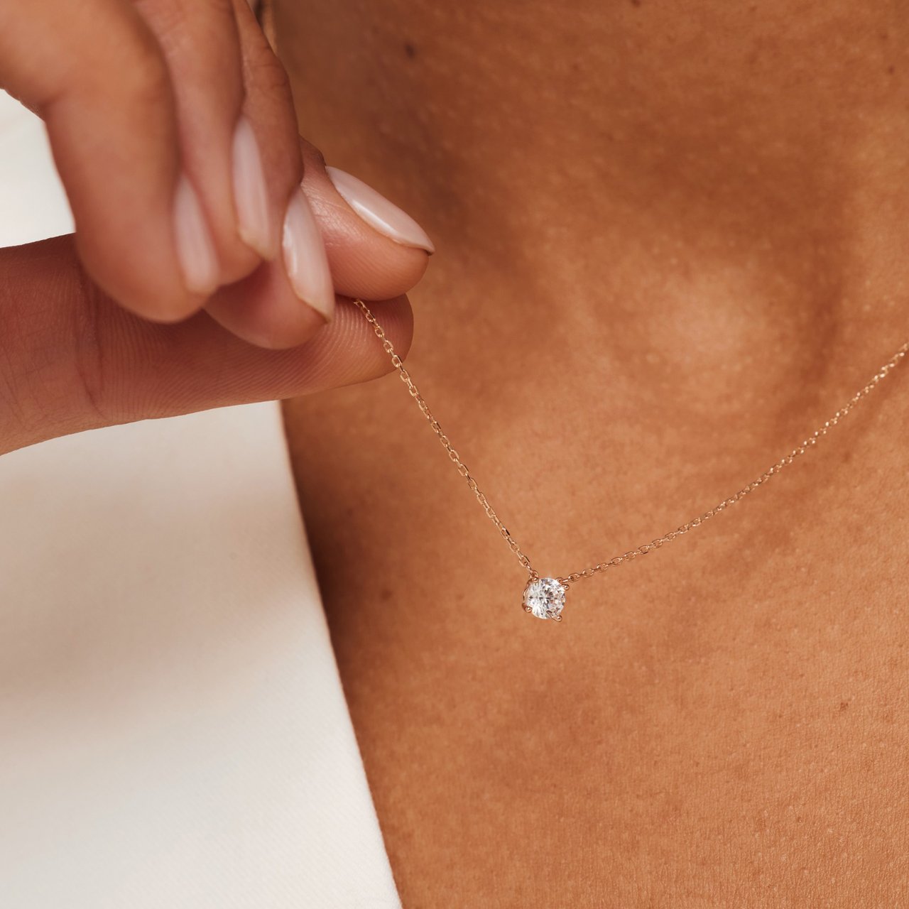 Isabel Bernard Garance Ketting met Zirkonia Roze