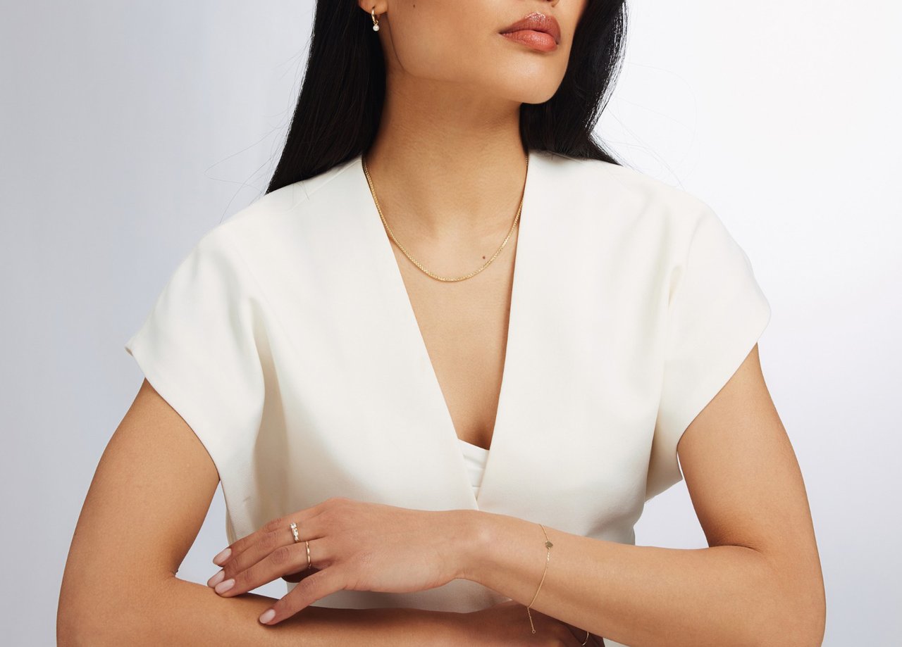 Isabel Bernard Aidee Sharla Ketting Goud