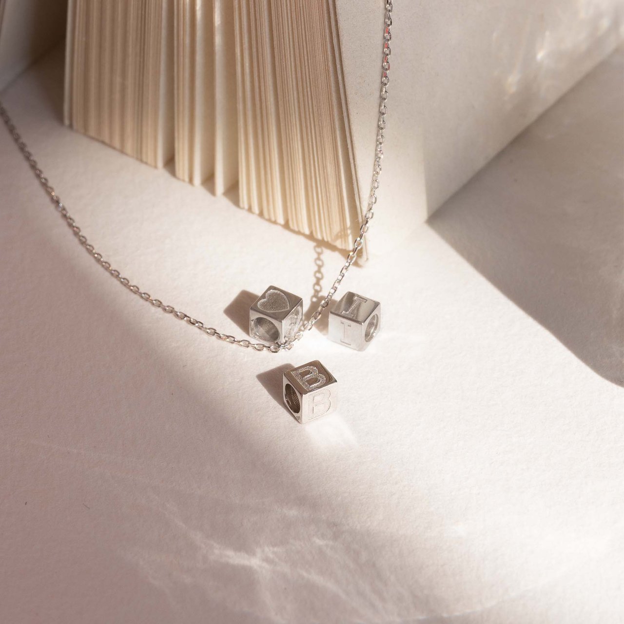 Isabel Bernard Felie Bedel - Letter X Zilver