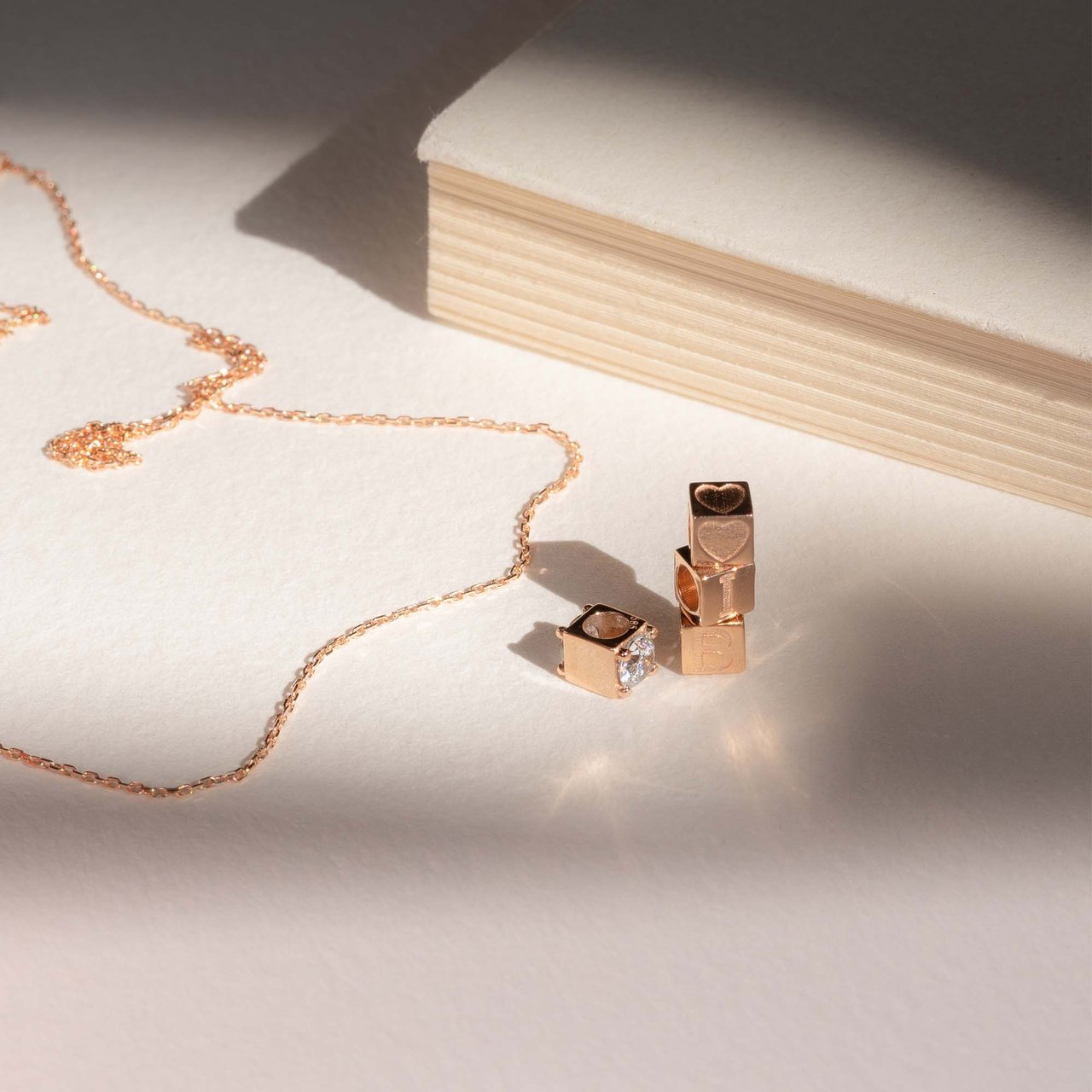 Isabel Bernard Felie Bedel Roze