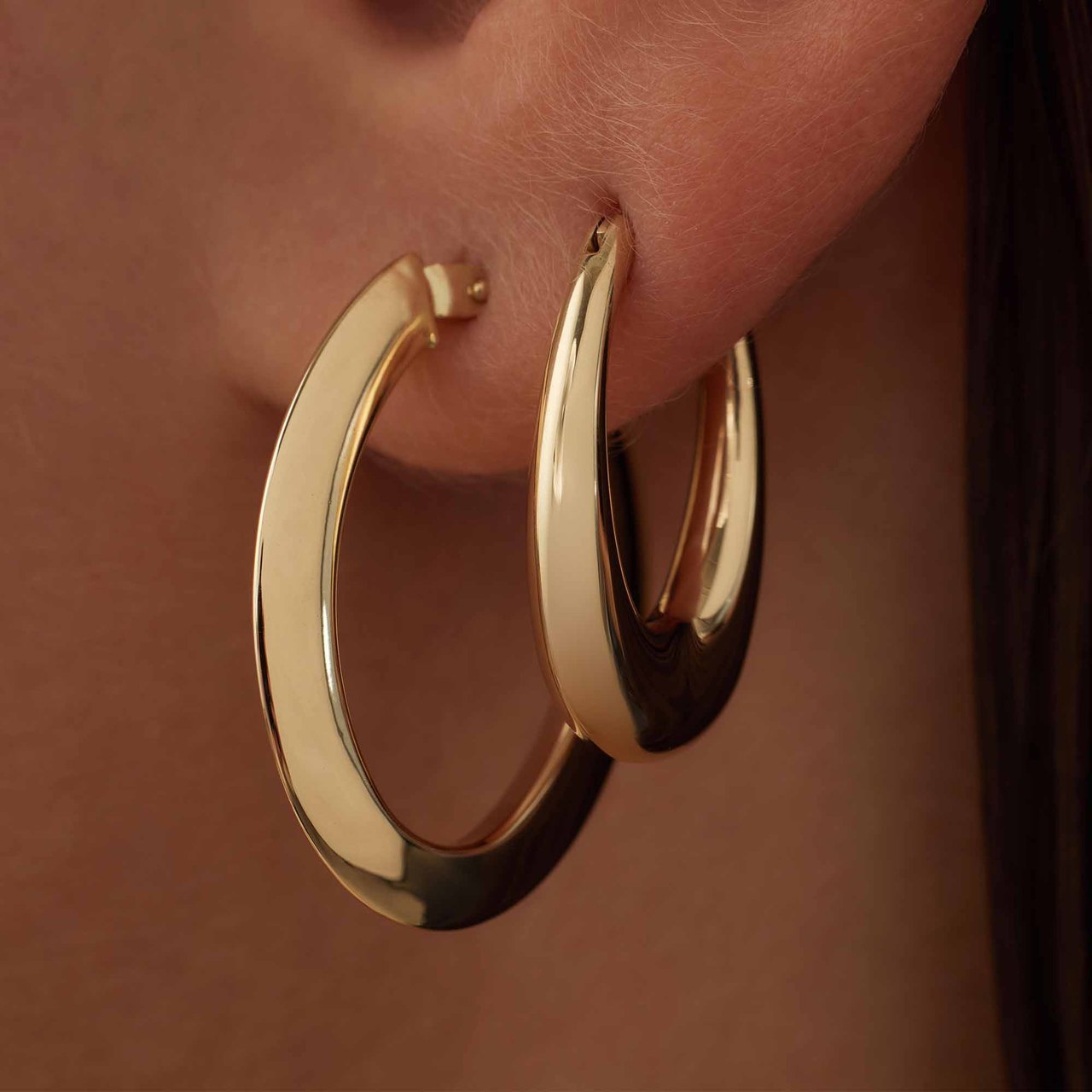 Isabel Bernard Rivoli Maryn Oorhangers Goud