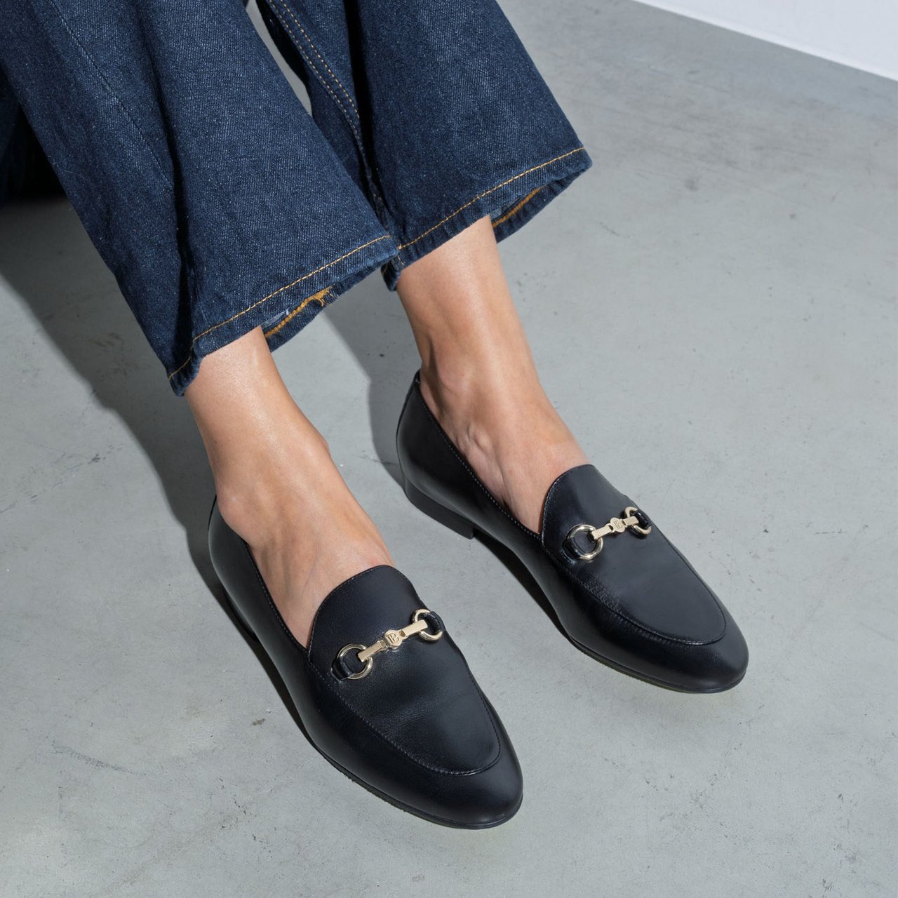 Isabel Bernard Vendôme Fleur Loafers Zwart