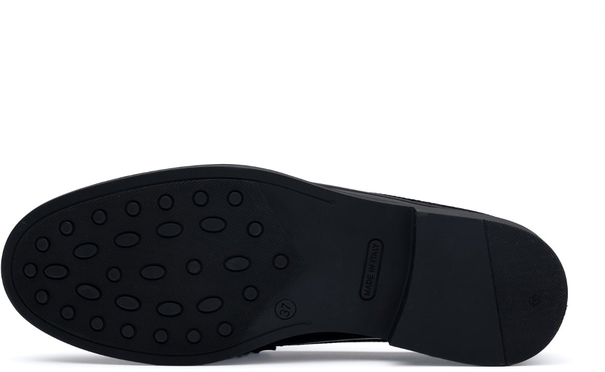 Isabel Bernard Vendôme Blandine Kalfsleer Loafers Zwart