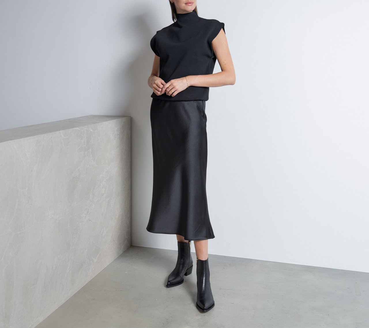 Isabel Bernard Vendôme Amandine Kalfsleer Korte Laarzen Zwart