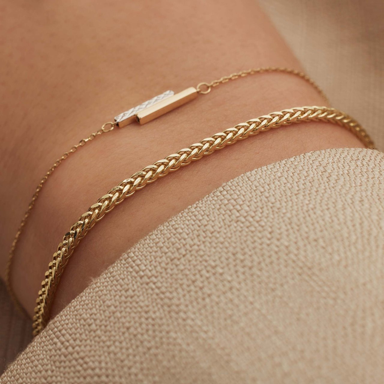 Isabel Bernard Aidee Sharla - Armband - Goud Goud