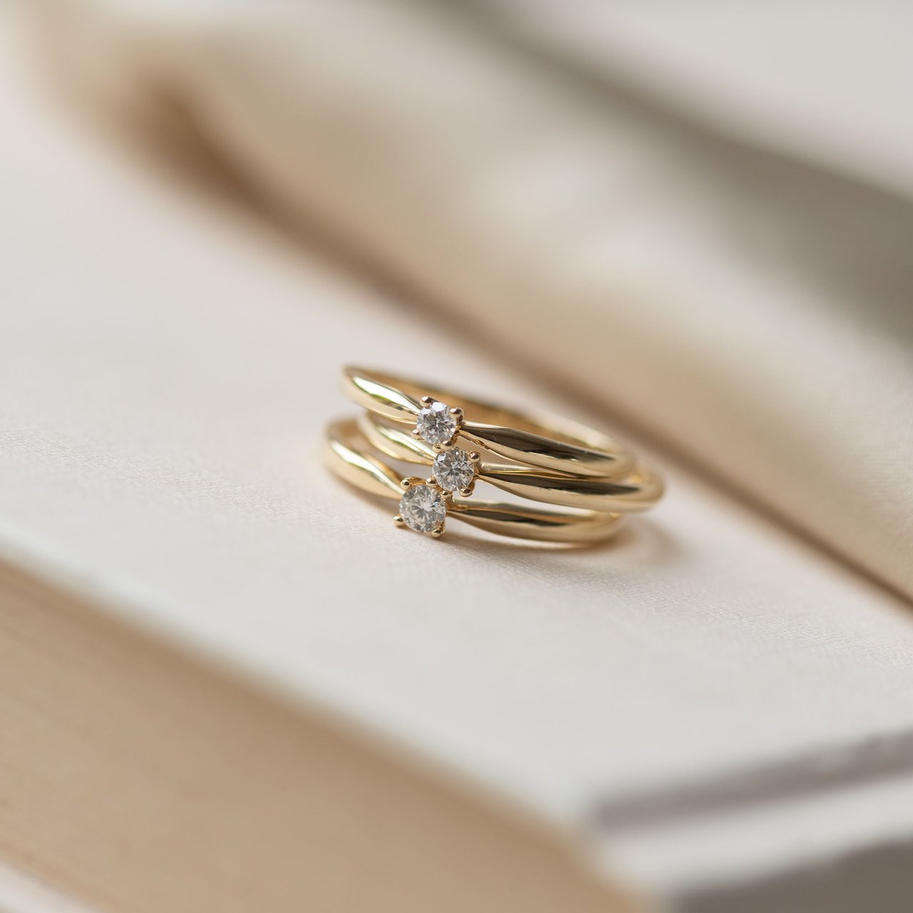 Isabel Bernard De la Paix Christine Ring met Diamant Goud