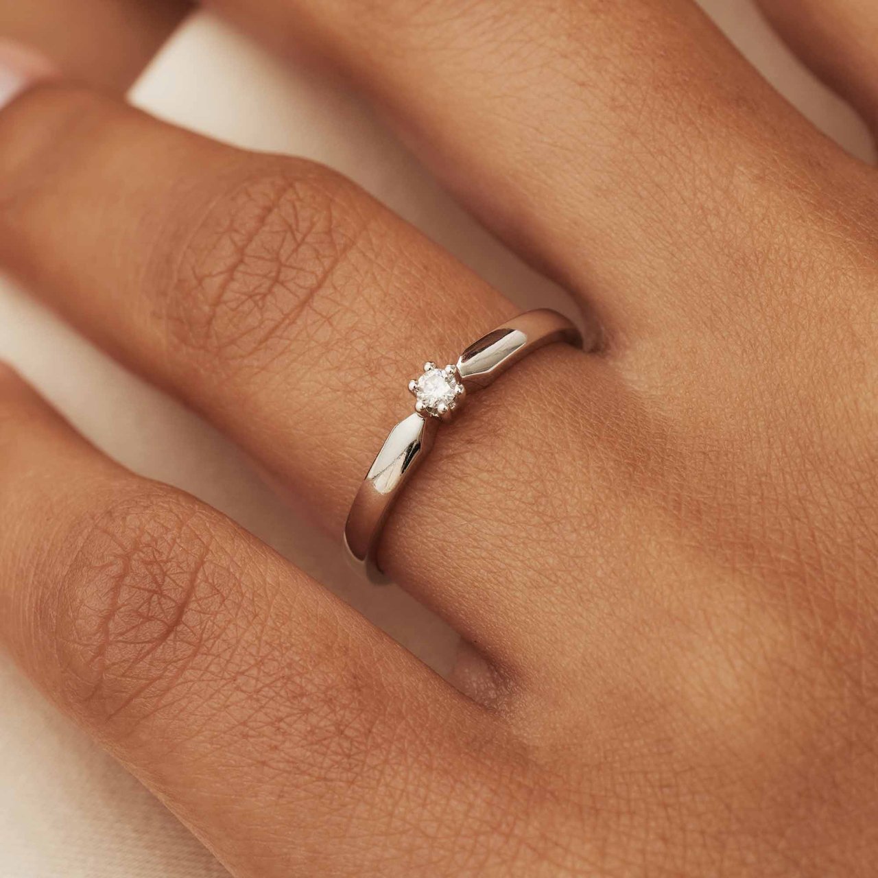 Isabel Bernard De la Paix Emily Ring met Diamant Zilver