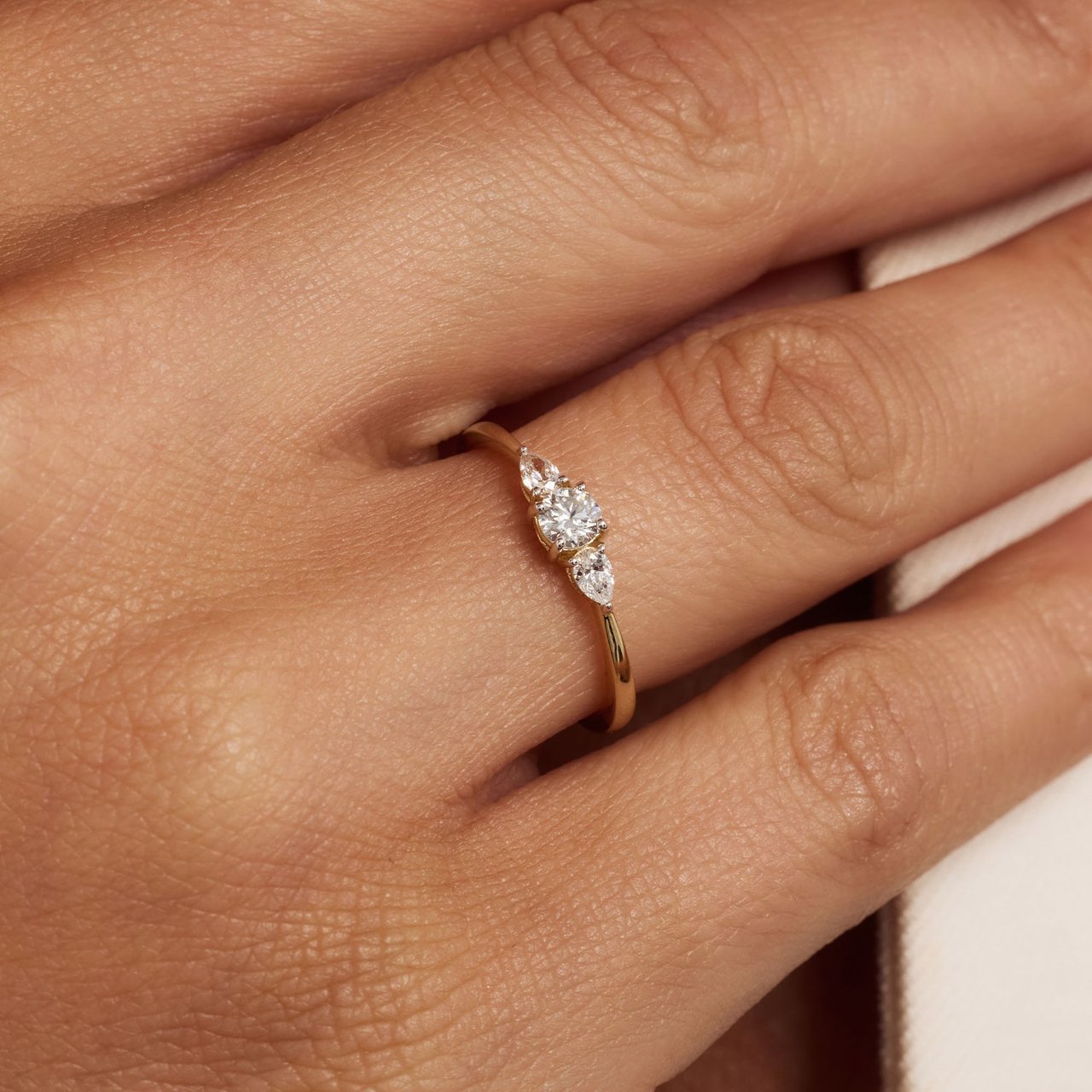 Isabel Bernard De la Paix Nancy Ring met Diamant Goud