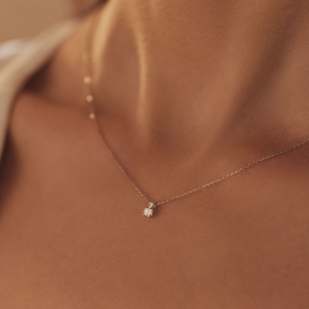 Isabel Bernard De la Paix Christine Ketting met Diamant Zilver