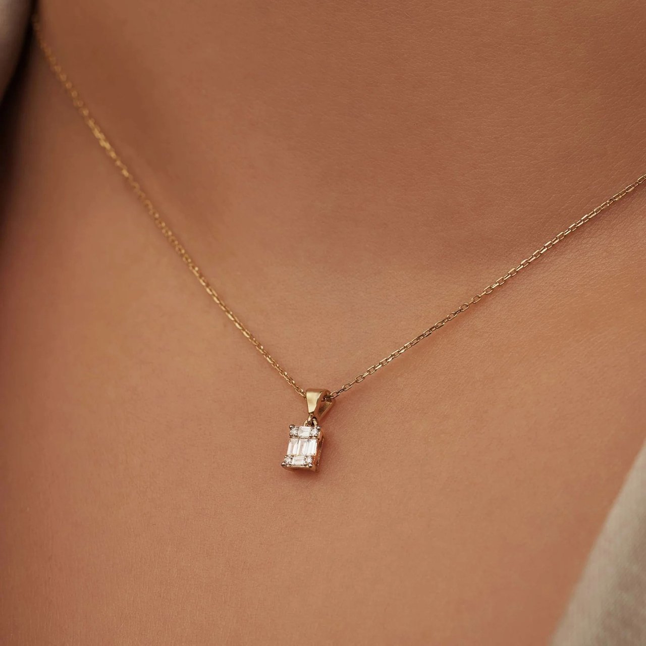 Isabel Bernard De la Paix Maxime Ketting met Diamant Goud