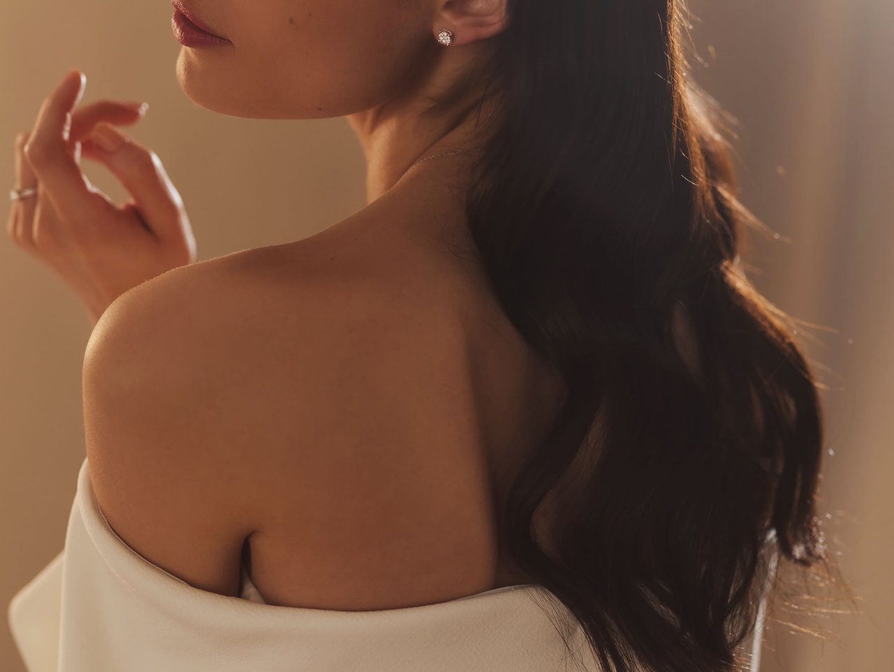 Isabel Bernard De la Paix Hanaé Oorknoppen met Diamant Goud