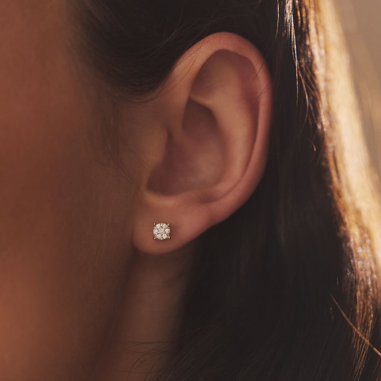 Isabel Bernard De la Paix Hanaé Oorknoppen met Diamant Goud