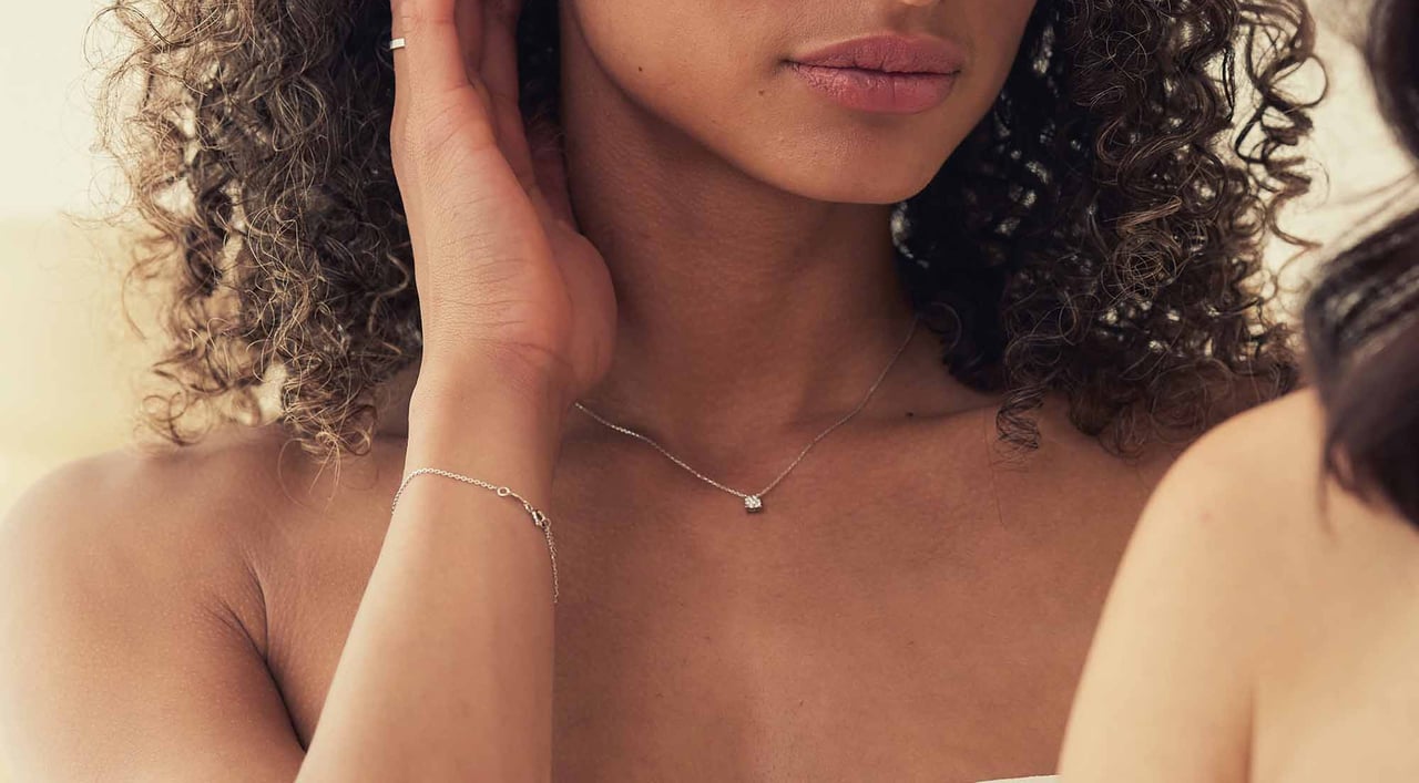 Isabel Bernard De la Paix Hanaé Oorknoppen met Diamant Zilver