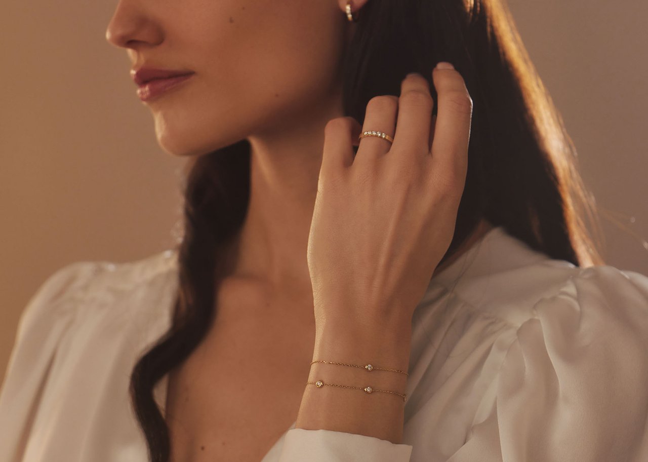 Isabel Bernard De la Paix Madeline Oorringen met Diamant Goud