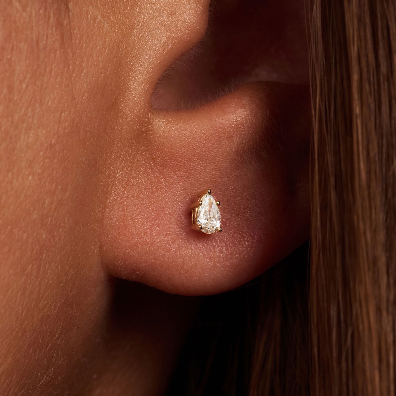 Isabel Bernard De la Paix Eloise Oorbellen met Diamant Goud