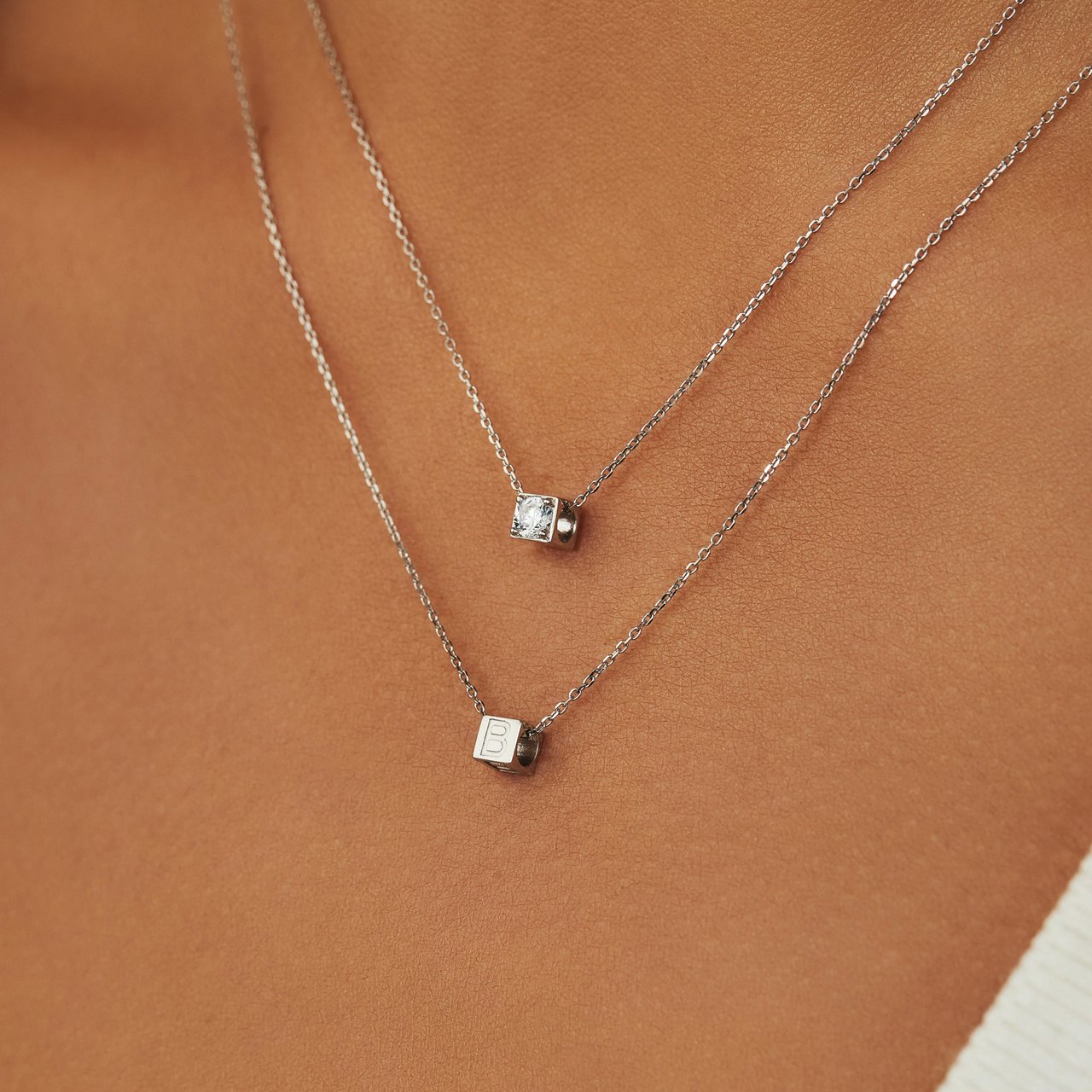 Isabel Bernard Saint Germain Felie - Ketting - Witgoud - Letter Z Zilver