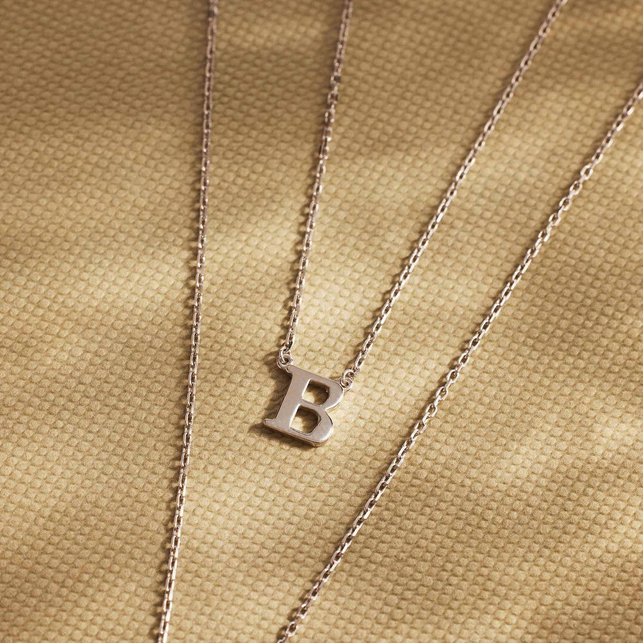 Isabel Bernard Le Marais Chloe - Ketting - Witgoud - Letter Z Zilver