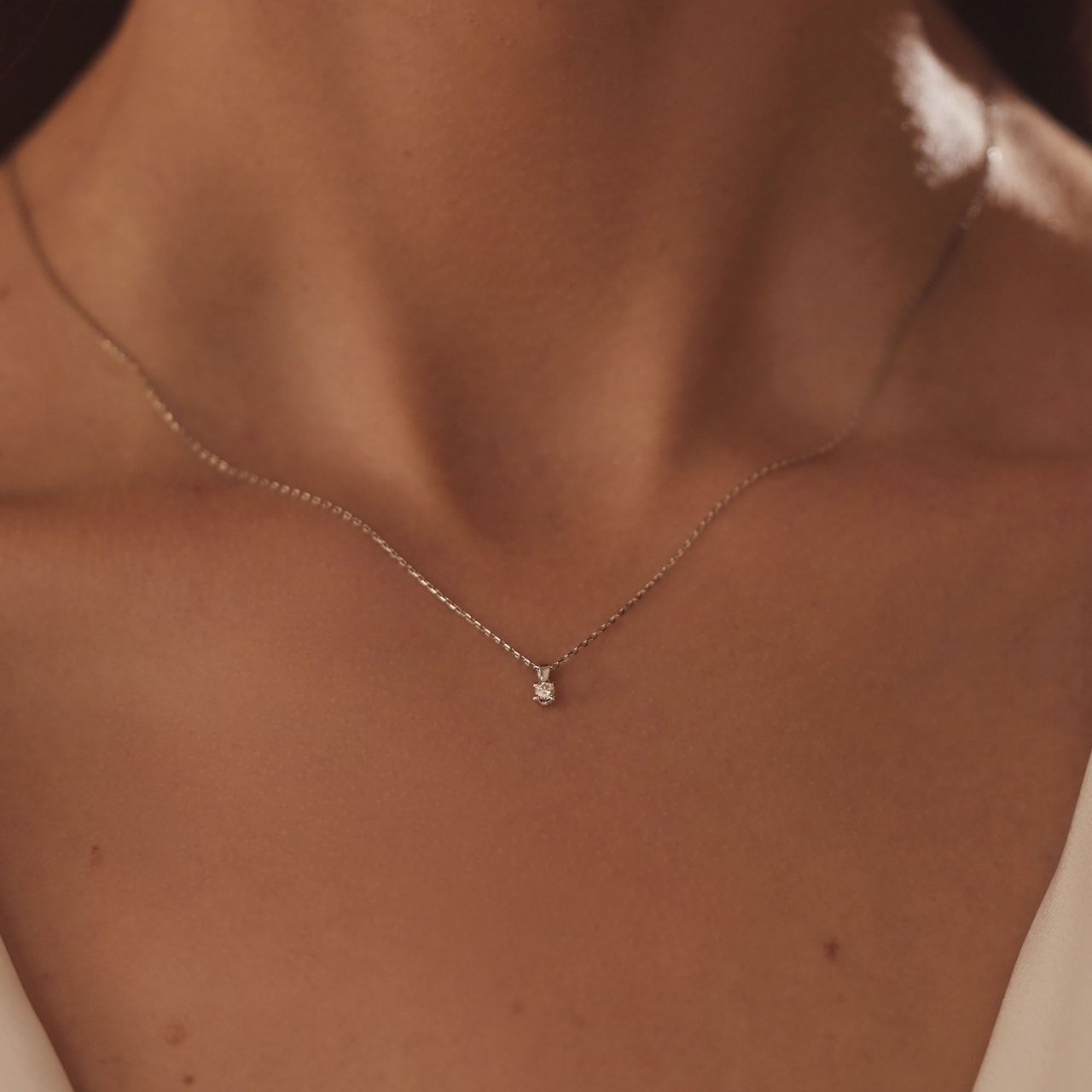 Isabel Bernard De la Paix Celine - Ketting - Witgoud Zilver