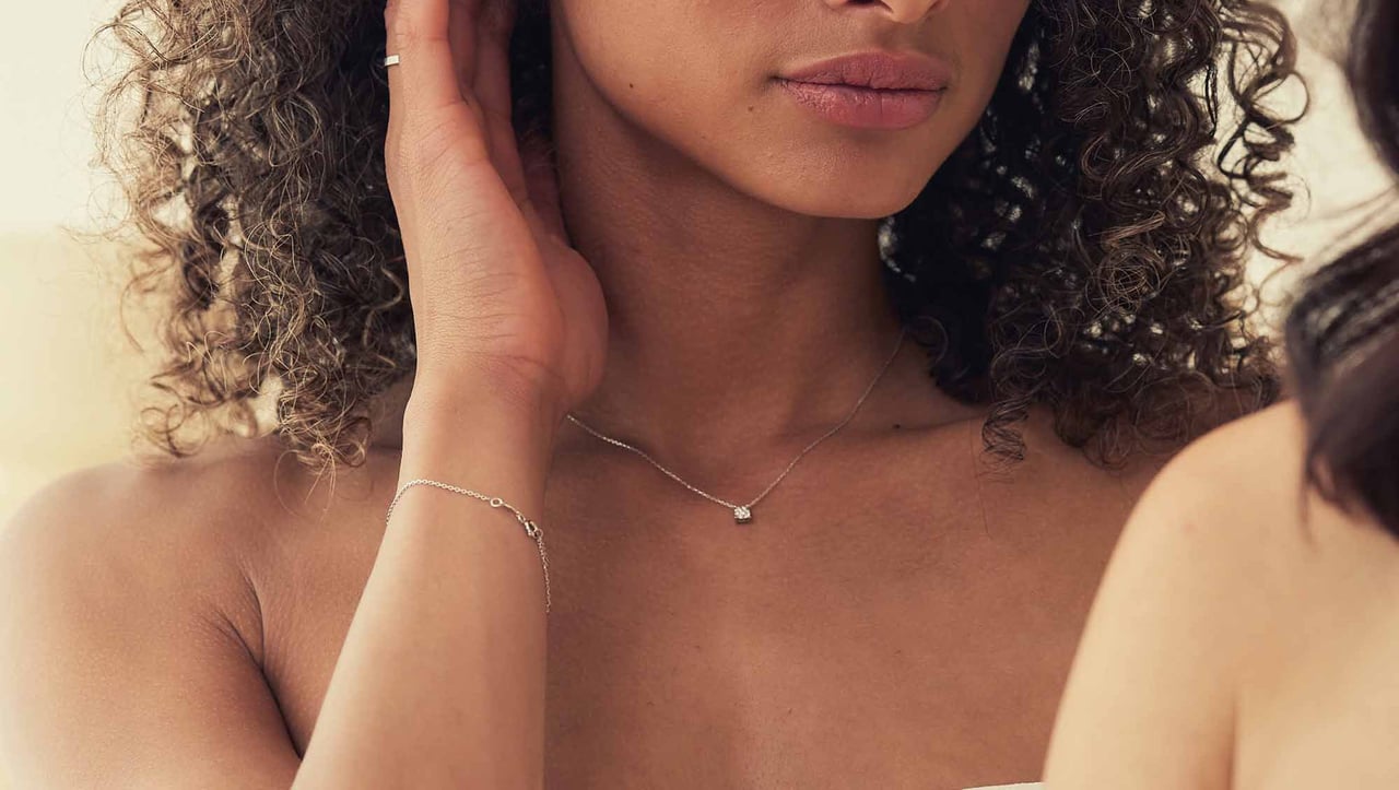 Isabel Bernard De la Paix Hanae - Ketting - Witgoud Zilver