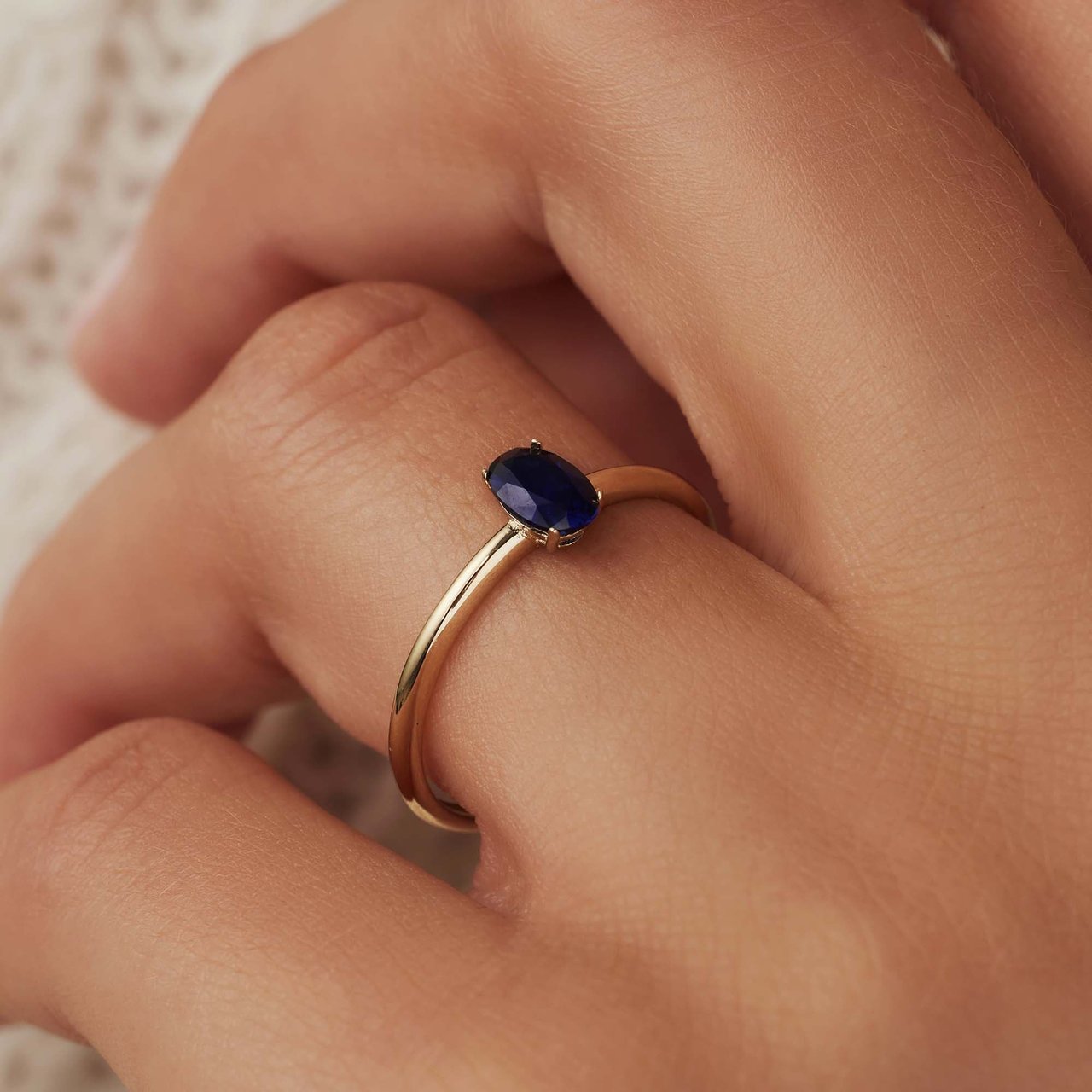 Isabel Bernard Baguette Nila - Ring - BlauwGoud Blauw
